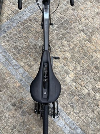 Gebrauchtes Focus IZALCO MAX DISC 8.8 2020 2020 Road & Gravel, Schwarz — Bild 5 von 7
