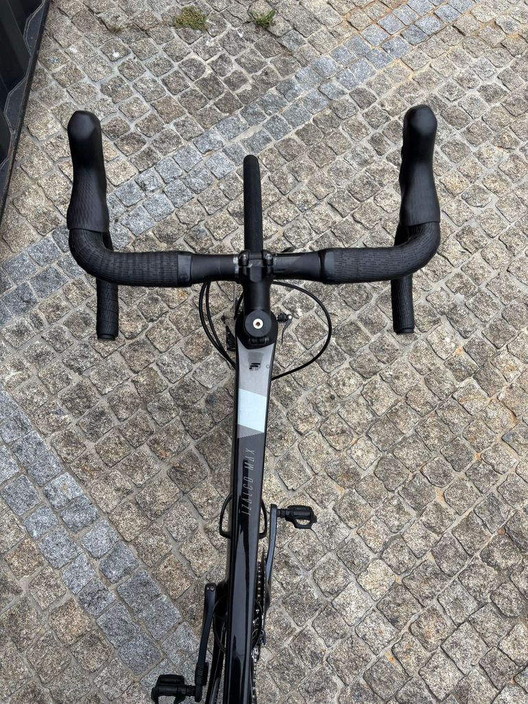 Gebrauchtes Focus IZALCO MAX DISC 8.8 2020 2020 Road & Gravel, Schwarz — Bild 6 von 7