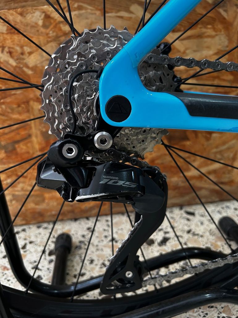 Brugt Canyon Endurace CF 7 Di2 2024 2024 Road & Gravel — billede 2 af 16