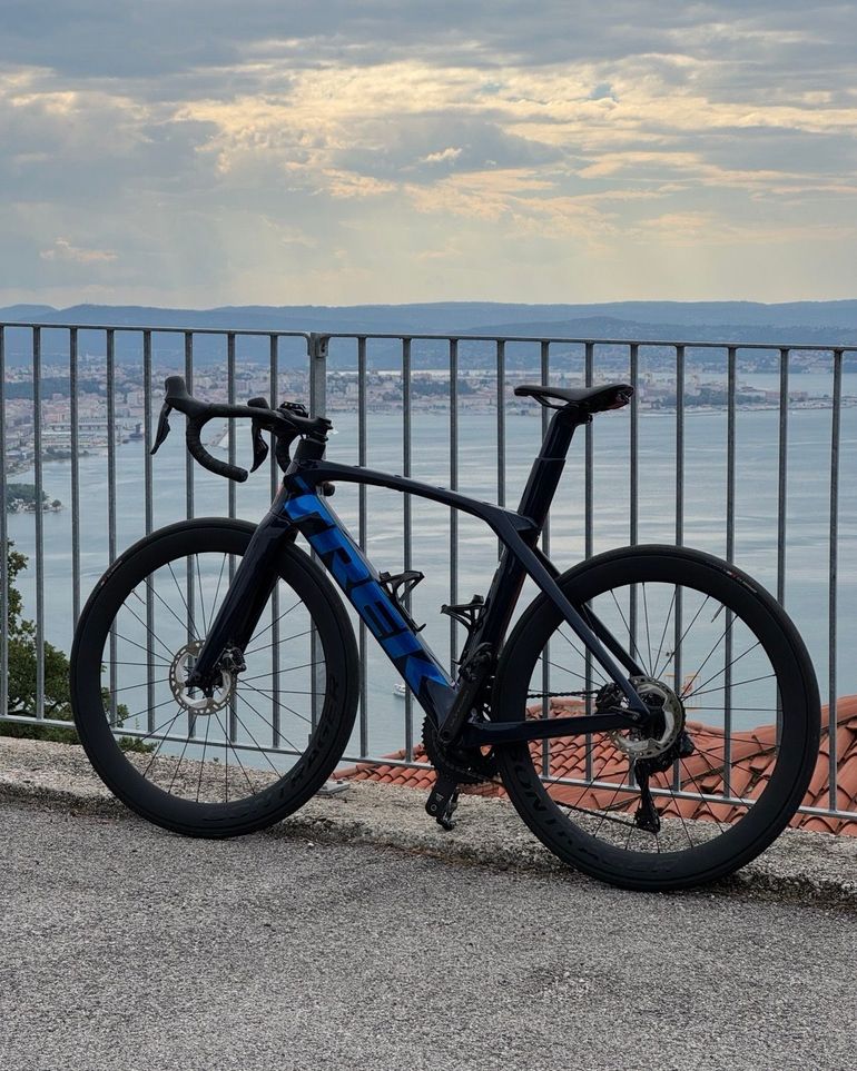 Used Trek Madone SL 7 2023 2023 Road & Gravel, Blue — image 1 of 3