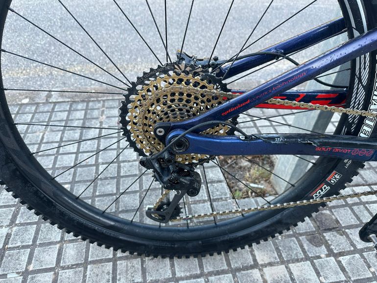 Used BH Lynx Race EVO Carbon 8.0 2021 2021 Mountainbike, Blue, 29 — image 6 of 6