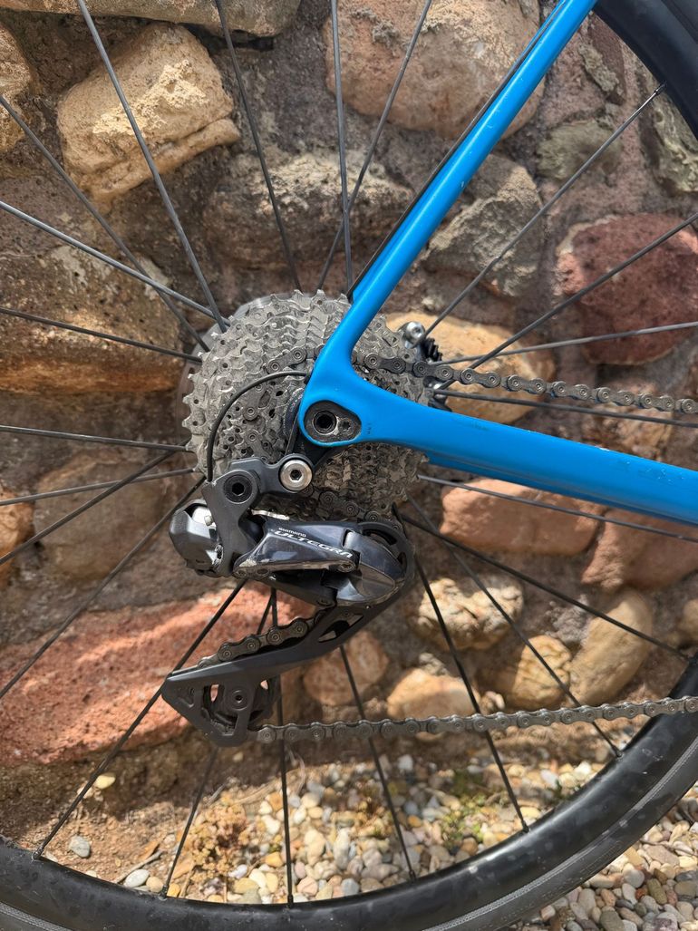 Used Canyon Endurace CF SL 8 Di2 2022 2022 Road & Gravel, Blue — image 3 of 8