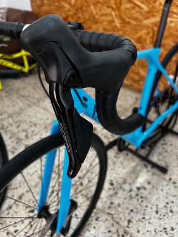 Gebrauchtes Canyon Endurace CF 7 Di2 2024 2024 Road & Gravel, Blau — Bild 14 von 15