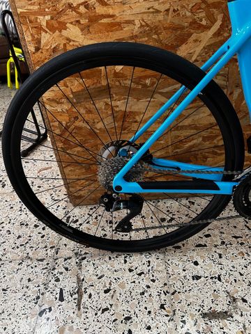 Gebrauchtes Canyon Endurace CF 7 Di2 2024 2024 Road & Gravel, Blau — Bild 7 von 15