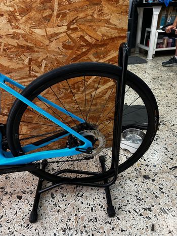 Brugt Canyon Endurace CF 7 Di2 2024 2024 Road & Gravel — billede 3 af 15