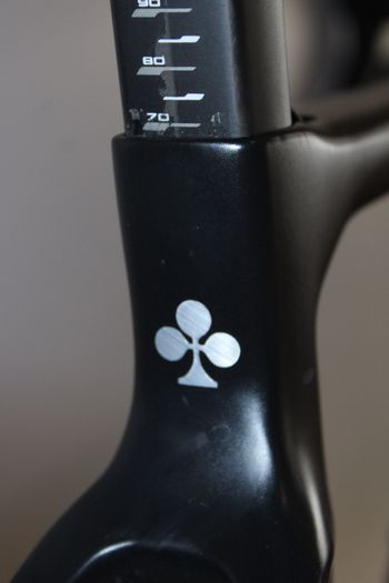 Used Colnago V4Rs Disc Dura-Ace Di2 9200 w/ENVE SES 3.4 Wheels 2024 2024 Road & Gravel, Black — image 8 of 15