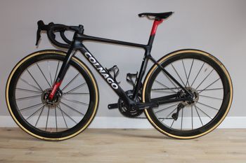 Used Colnago V4Rs Disc Dura-Ace Di2 9200 w/ENVE SES 3.4 Wheels 2024 2024 Road & Gravel, Black — image 2 of 15