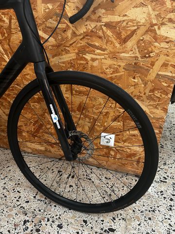 Canyon Endurace CF 7 Di2 2024 2024 Road & Gravel usato, Nero — immagine 5 di 14