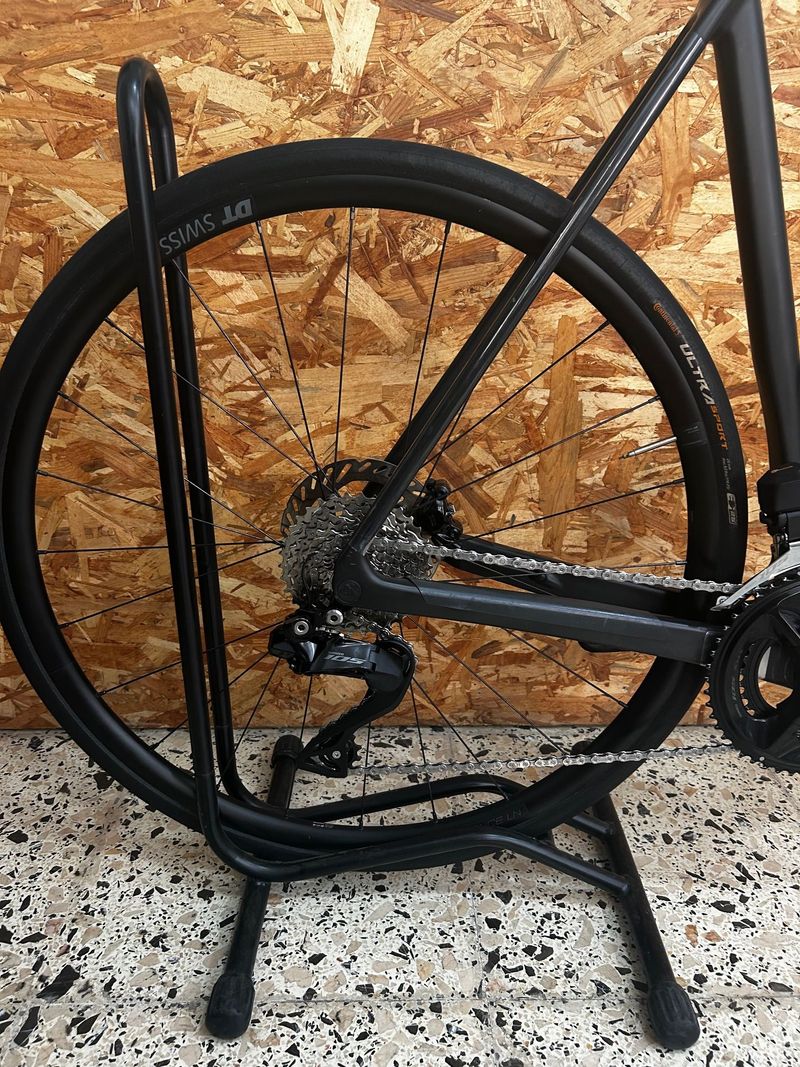 Canyon Endurace CF 7 Di2 2024 2024 Road & Gravel usato, Nero — immagine 4 di 14