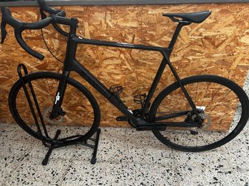 Canyon Endurace CF 7 Di2 2024 2024 Road & Gravel usato, Nero — immagine 7 di 14