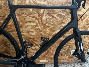 Canyon Endurace CF 7 Di2 2024 2024 Road & Gravel usato, Nero — immagine 8 di 14