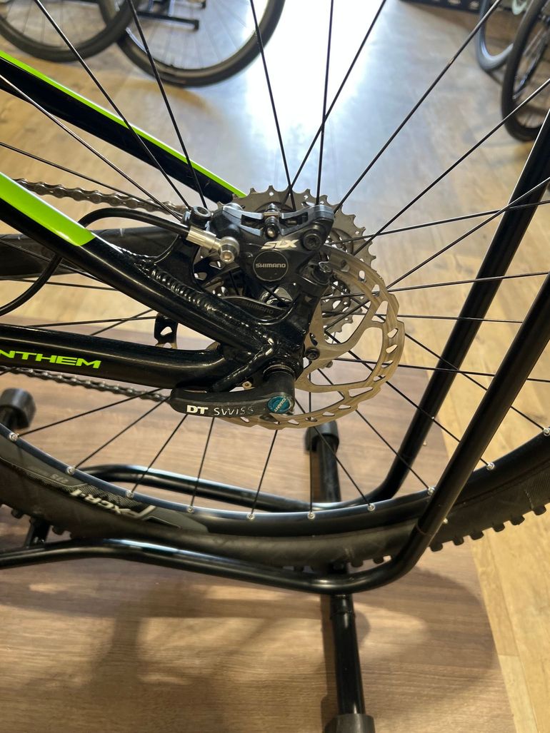 Używany Giant Anthem SX 27.5 2016 2016 Mountainbike — zdjęcie 7 z 11