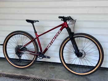 Použité Specialized Chisel Hardtail Comp 2022 2022 Mountainbike — obrázek 2 z 16