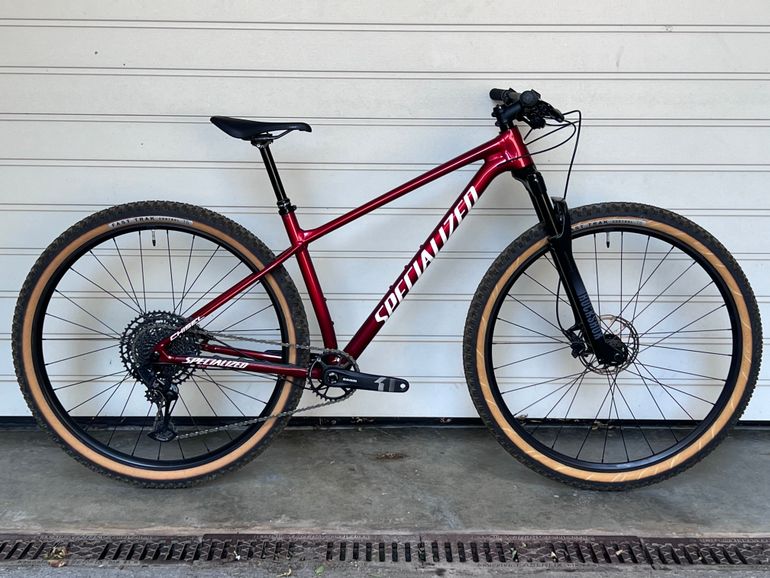 Použité Specialized Chisel Hardtail Comp 2022 2022 Mountainbike — obrázek 1 z 16