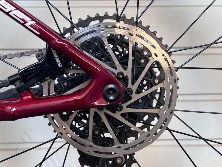 Použité Specialized Chisel Hardtail Comp 2022 2022 Mountainbike — obrázek 9 z 16