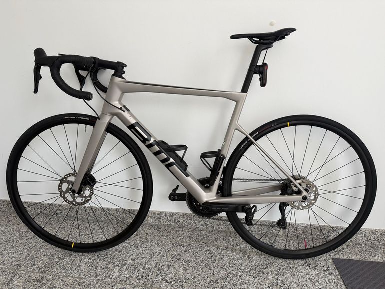 Gebrauchtes BMC Teammachine SLR FIVE 2023 2023 Road & Gravel, Hellgrau — Bild 1 von 4