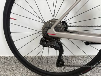 Gebrauchtes BMC Teammachine SLR FIVE 2023 2023 Road & Gravel, Hellgrau — Bild 4 von 4
