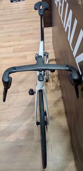Gebrauchtes Specialized S-Works Tarmac SL8 - SRAM Red eTap AXS 2024 2024 Road & Gravel, Weiß — Bild 8 von 9