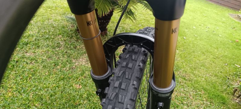 Used BH Atomx Shimano Deore XT 2023 Mountainbike, Black — image 9 of 11