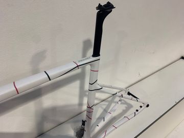 Used Cannondale SuperSix EVO Hi-Mod Frameset 2022 Road & Gravel, White — image 8 of 14
