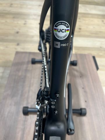 Tweedehands Giant Defy, Advanced Pro 2 2021 2021 Road & Gravel — afbeelding 4 van 9