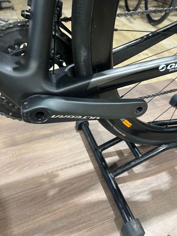 Tweedehands Giant Defy, Advanced Pro 2 2021 2021 Road & Gravel — afbeelding 7 van 9