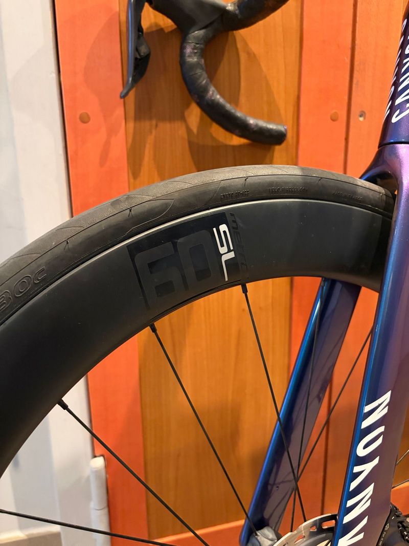 Used Canyon Aeroad CFR Di2 2025 2025 Road & Gravel, Purple — image 9 of 9