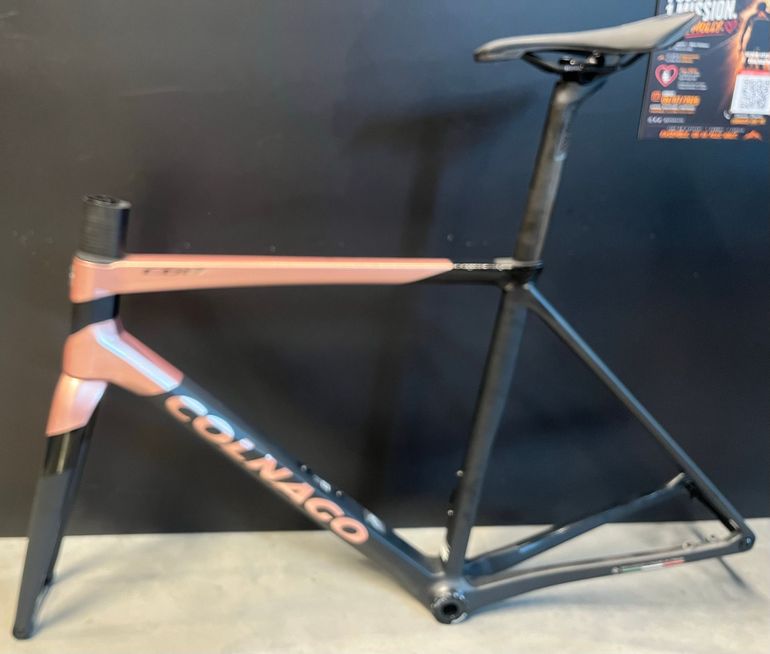 Použité Colnago C68 Road Shimano Ultegra Di2 2025 Frameset 2025 Road & Gravel — obrázek 2 z 5