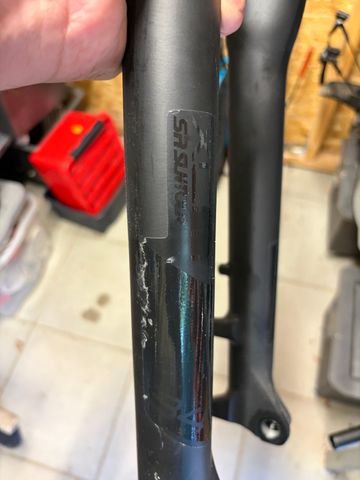 Used Trek Marlin+ 6 2024 Frameset 2024 Mountainbike, Red, 27.5, 29 — image 10 of 17