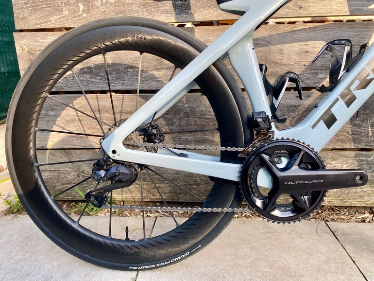 Used Trek Madone SL 7 Gen 7 2024 2024 Road & Gravel, White — image 4 of 14