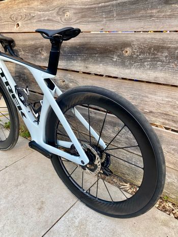 Used Trek Madone SL 7 Gen 7 2024 2024 Road & Gravel, White — image 13 of 14