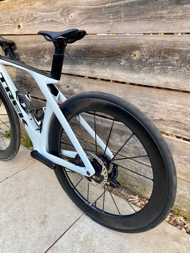 Used Trek Madone SL 7 Gen 7 2024 2024 Road & Gravel, White — image 13 of 14