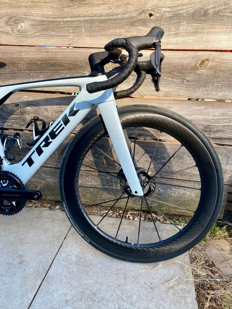 Used Trek Madone SL 7 Gen 7 2024 2024 Road & Gravel, White — image 2 of 14