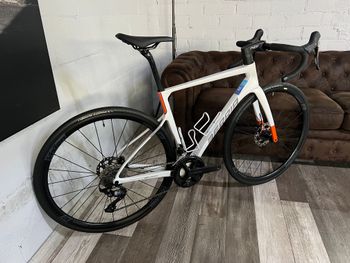 Použité Berria BELADOR ELITE 105 2025 2025 Road & Gravel — obrázek 2 z 20