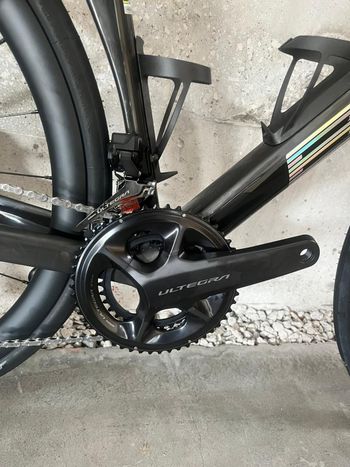 Used BMC Roadmachine 01 TWO 2027 2027 Road & Gravel, Black — image 7 of 8