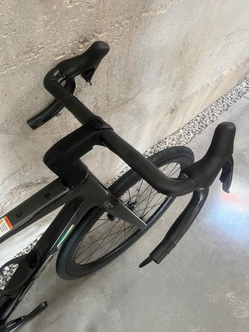 Gebrauchtes BMC Roadmachine 01 TWO 2027 2027 Road & Gravel, Schwarz — Bild 3 von 8