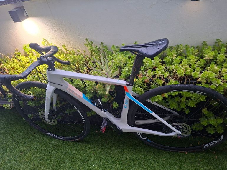 Gebrauchtes CUBE AXIAL WLS C:62 SL Disc 2017 2017 Road & Gravel, Weiß — Bild 8 von 10