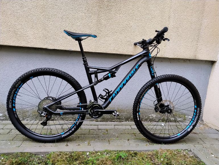 Used Cannondale Carbon 2 2016 2016 Mountainbike, Black — image 1 of 17