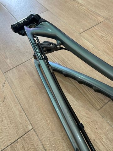 Used Specialized S-Works Epic 2022 Frameset 2022 Mountainbike, Light Gray, 29 — image 6 of 11