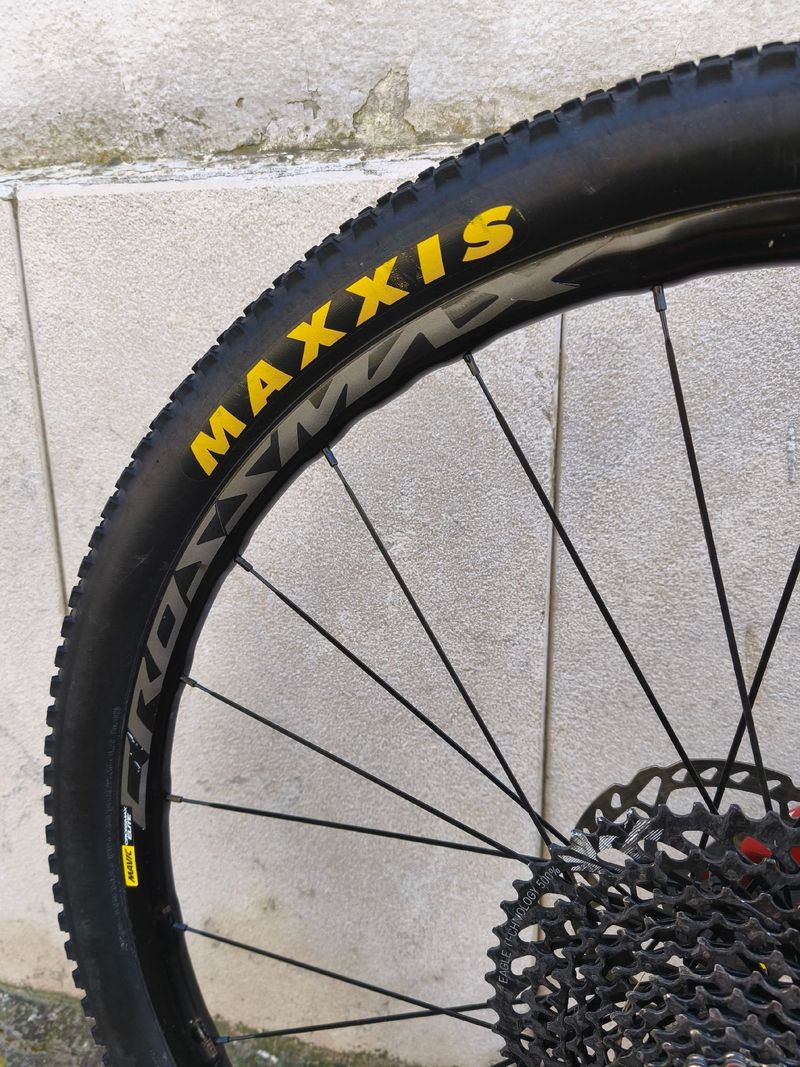 Tweedehands Orbea ALMA M10 2018 2018 Mountainbike — afbeelding 9 van 11