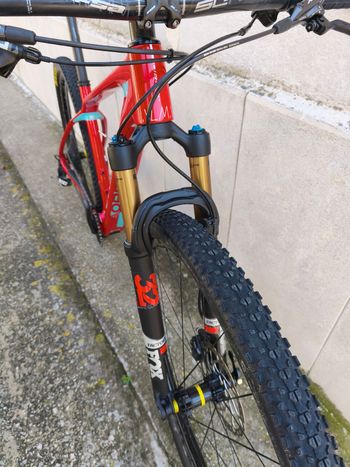 Gebrauchtes Orbea ALMA M10 2018 2018 Mountainbike, Rot, 27.5, 29 — Bild 6 von 11