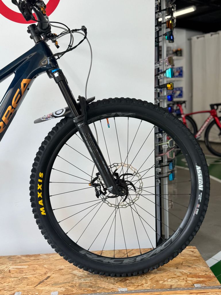 Used Orbea Rise M20 2021 Mountainbike, Blue — image 7 of 7