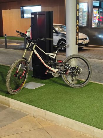 Použité Specialized Demo 8 I 2014 2014 MTB