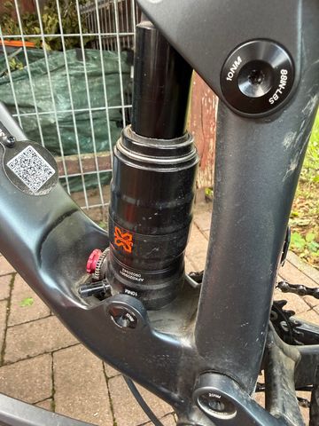 Used Scott Spark 960 2024 2024 Mountainbike, Black, 29 — image 8 of 10