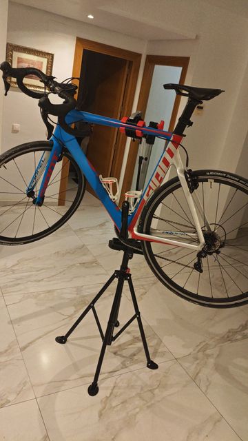 Used Giant Propel Advanced 2 2016 2016 Road & Gravel, Blue — image 2 of 3