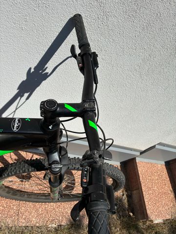 Tweedehands CUBE Aim Shimano Acera 2020 Mountainbike — afbeelding 2 van 7