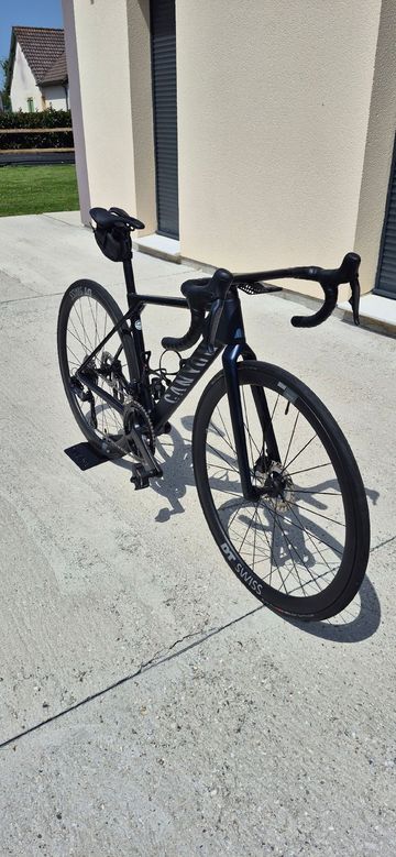Canyon Ultimate CF SLX 8 Di2 2025 2025 Road & Gravel de segunda mano
