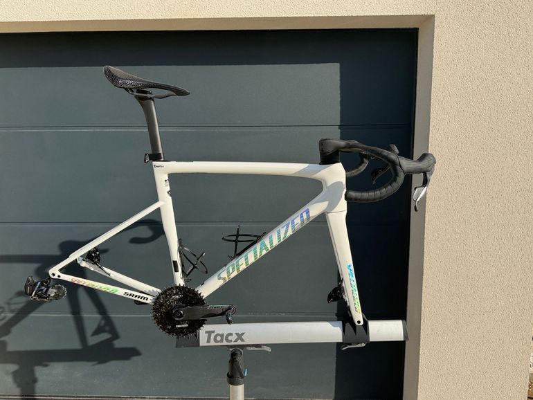 Used Specialized Tarmac SL8 Pro - SRAM Force eTAP AXS 2025 Frameset 2025 Road & Gravel, White — image 1 of 6