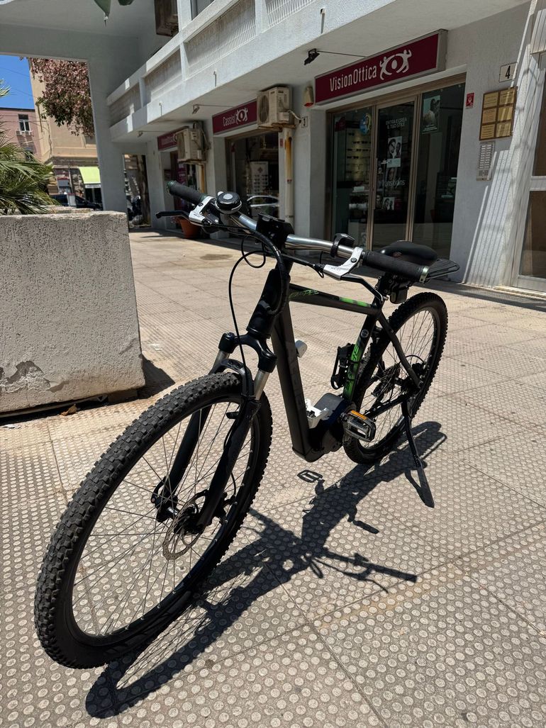 Used ATALA Custom Shimano Deore XT 2018 Urban, Black — image 1 of 8