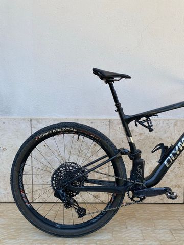 Used Olympia Custom SRAM GX Eagle AXS 2024 Mountainbike, Black — image 3 of 7